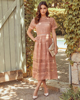 Robe mi-longue en dentelle au crochet « You Are Invite » - Argile